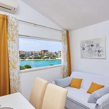 Apartments Lumi โรกอซนิซา ภายนอก รูปภาพ