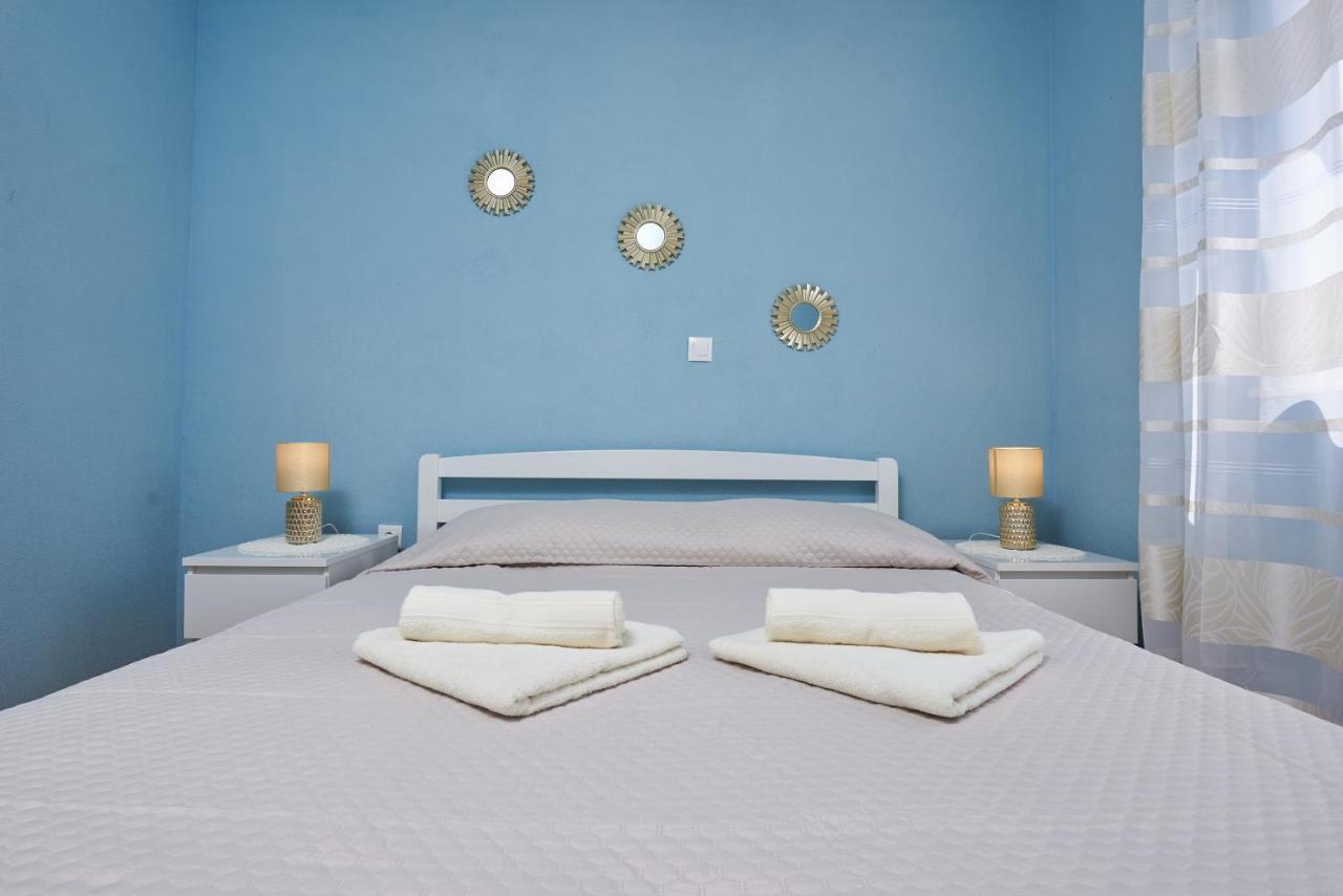 Apartments Lumi โรกอซนิซา ภายนอก รูปภาพ